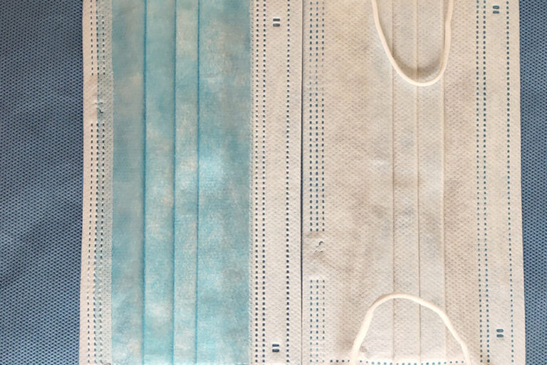 Medical sterile mask (1)