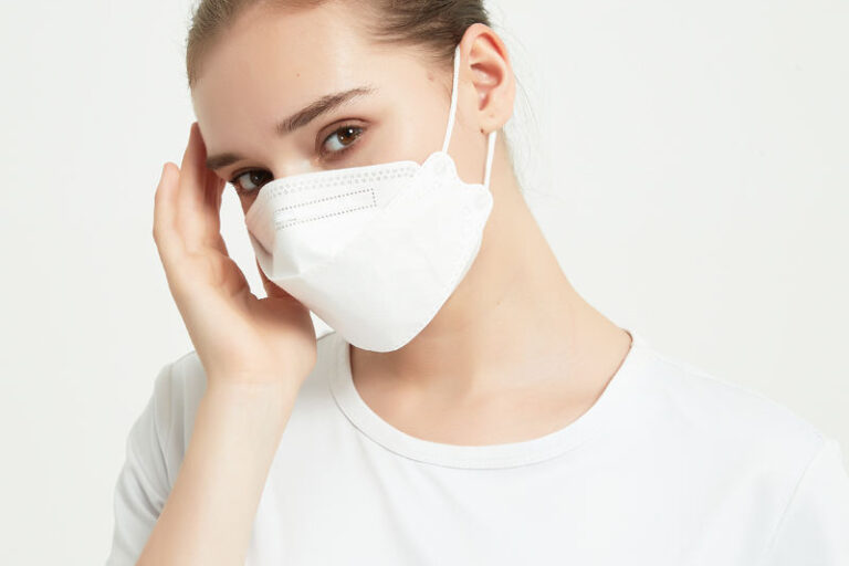 China 4-Layer Fish-Shaped Surgical Mask CE Approved Disposable Medical Mask